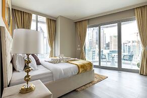 1 BR With Stunning 180 Marina View