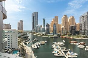 1 BR With Stunning 180 Marina View