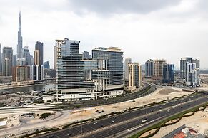 Deluxe Studio With Balcony Full Burj Khalifa View