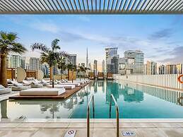 Deluxe Studio With Meydan View