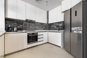 Luxurious 3Br Apt in Nobles Tower Full Burj View
