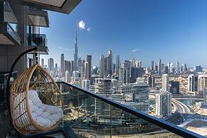 Luxurious 3Br Apt in Nobles Tower Full Burj View