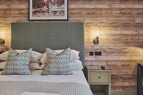 The Barn Hotel
