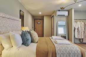 The Barn Hotel