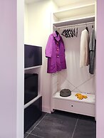 Prisma Rooms