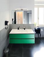 Prisma Rooms