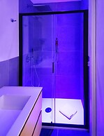 Prisma Rooms