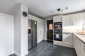 Mornington Crescent House