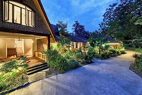 Mua Valley Lodge