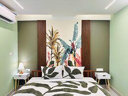Alcove Stays