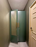 Alcove Stays