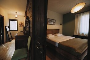 Kiketi Farm Hotel