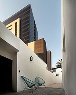 Adhoc Barrio Antiguo