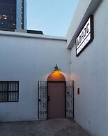 Adhoc Barrio Antiguo