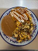 Adhoc Barrio Antiguo