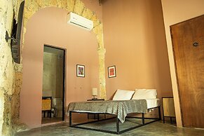 Adhoc Barrio Antiguo
