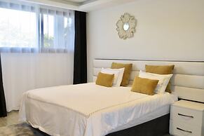 ARCRISTAL - PRESIDENTS VILLA