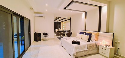 ARCRISTAL - PRESIDENTS VILLA