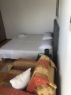 Monas Guesthouse