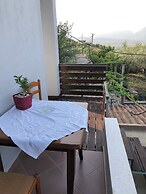 Monas Guesthouse