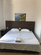Monas Guesthouse