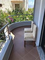 Monas Guesthouse