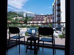 Dukes Albania