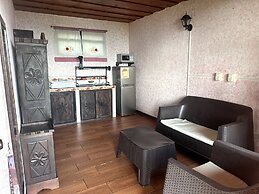 Hotel Hanna Suites