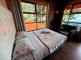 Hotel Hanna Suites