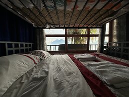 Hotel Hanna Suites