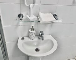 Prime Location Unit With Backyard