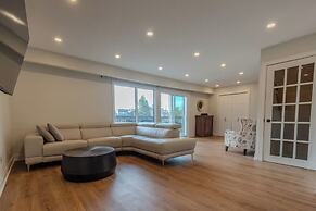 Sunny Side Retreat