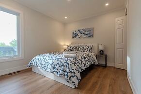 Sunny Side Retreat