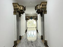 Hotel Palace