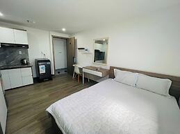 Royal Hotel & Apartment