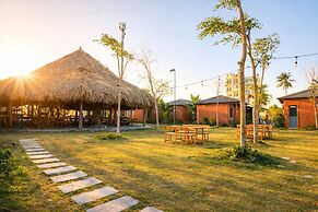 Melaka Ho Tram - Beachside Bungalows