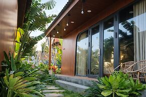 Melaka Ho Tram - Beachside Bungalows