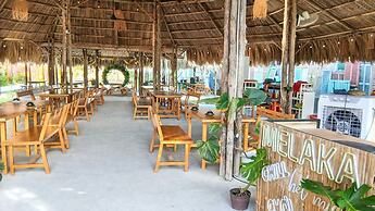 Melaka Ho Tram - Beachside Bungalows