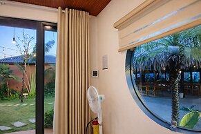 Melaka Ho Tram - Beachside Bungalows