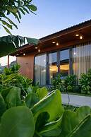 Melaka Ho Tram - Beachside Bungalows