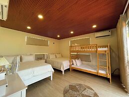 Melaka Ho Tram - Beachside Bungalows