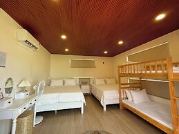 Melaka Ho Tram - Beachside Bungalows