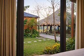 Melaka Ho Tram - Beachside Bungalows