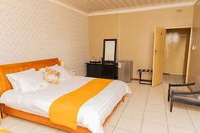 Kwena Cottage