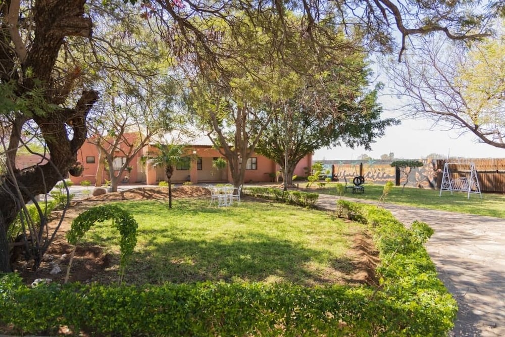 Kwena Cottage