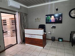 Kwena Cottage