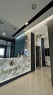 Gold Residence