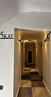 Gold Residence