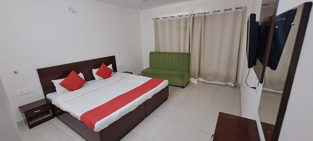 The Hotel Shivalik Inn