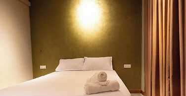 Kmee Transit hotel & Restaurant